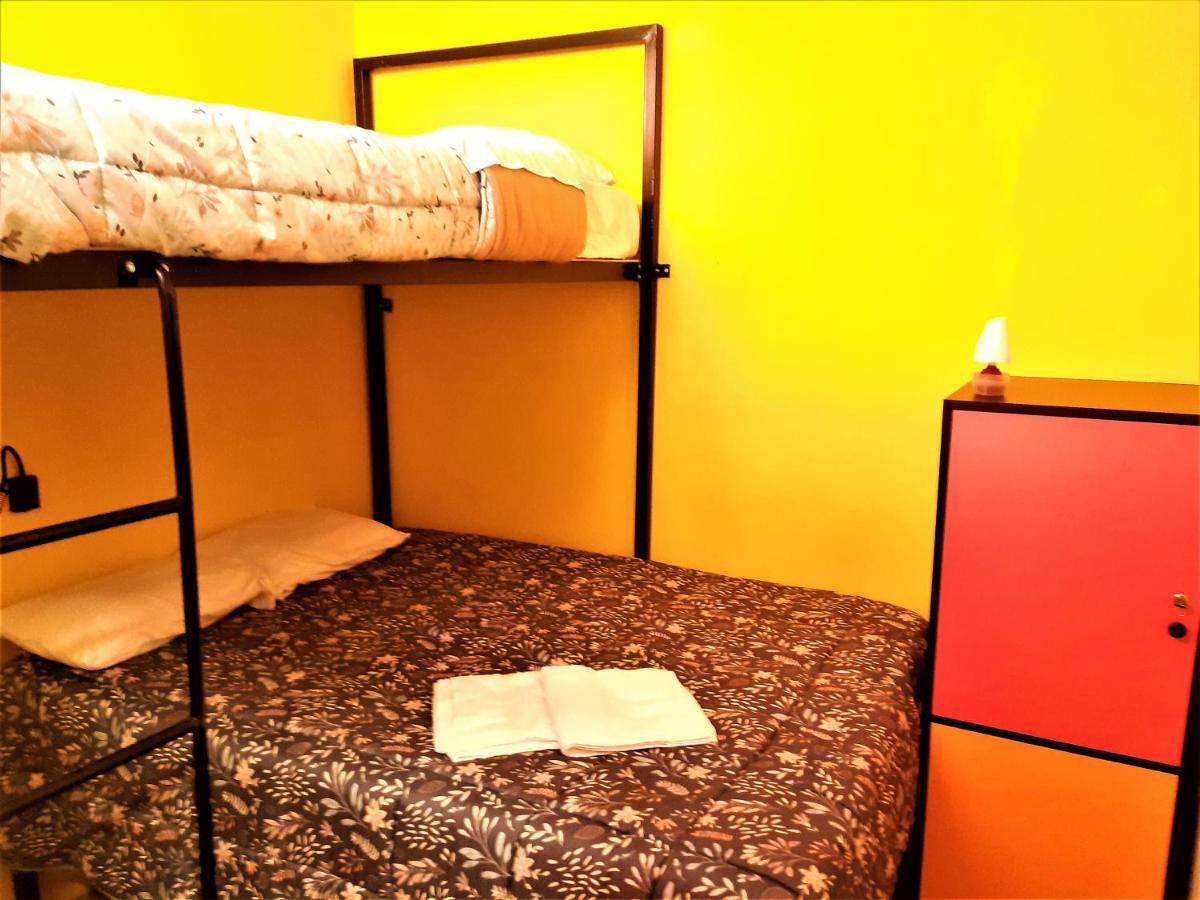 Happy Tree Hostel Peru Лима Экстерьер фото